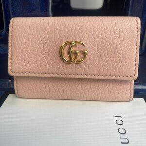 Preloved Gucci GG Marmot Blush Pink Leather 6-Key Holder